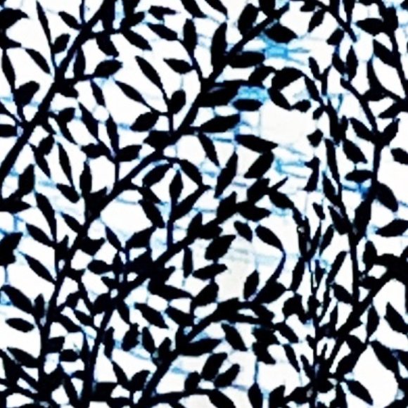 Michael Kors Print Top Petite - Picture 4 of 5